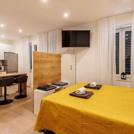 Blue Pearl-Split Town Center Apartament Екстериор снимка